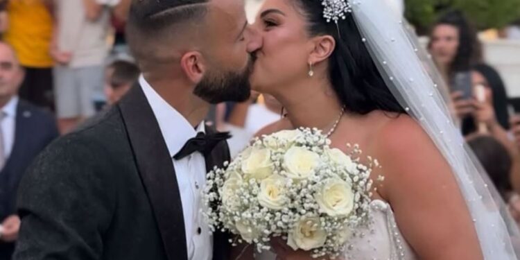 Μανώλης Σιώπης: Παντρεύτηκε με την Ειρήνη Ντέλια