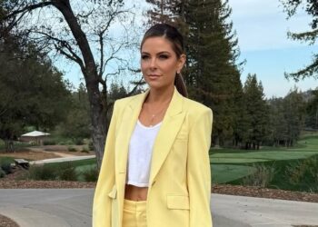 «Προσεύχομαι να ζήσω πολλά ακόμα χρόνια, ώστε να μπορώ να συνεχίσω να παίρνω κάρτες από το μωρό μου»