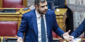 Βουλή: Σκληρή σύγκρουση Π. Μαρινάκη