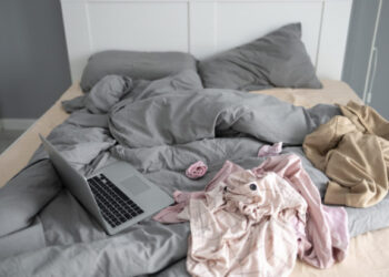 Αν αφήνετε ξέστρωτο το κρεβάτι σας το πρωί, μπορεί να έχετε αυτά τα 8 χαρακτηριστικά