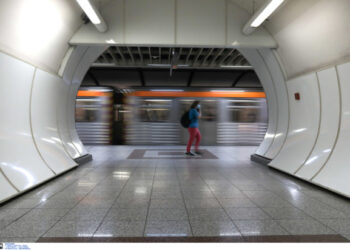 Πιλοτική 24ωρη λειτουργία μετρό, τραμ και λεωφορείων στην Αθήνα για ένα Σάββατο