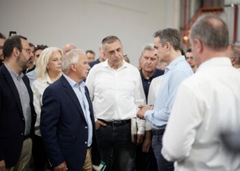 Mitsotakis visit to Magnesia: “When citizens have access to quality healthcare, they are more likely to stay in their hometowns”