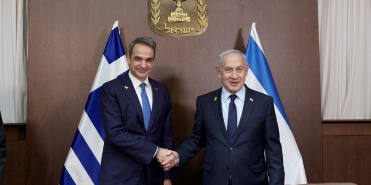 Τηλεφωνική επικοινωνία Μητσοτάκη με Νετανιάχου