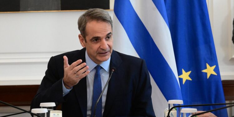 Τηλεφωνική επικοινωνία Μητσοτάκη με ηγέτες Ιορδανίας και Ηνωμένων Αραβικών Εμιράτων