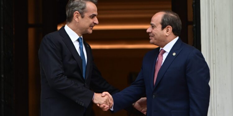 Επικοινωνία Μητσοτάκη – Αλ Σίσι: Ανάγκη να υπάρξει σύντομα συμφωνία για τη Μονή Σινά