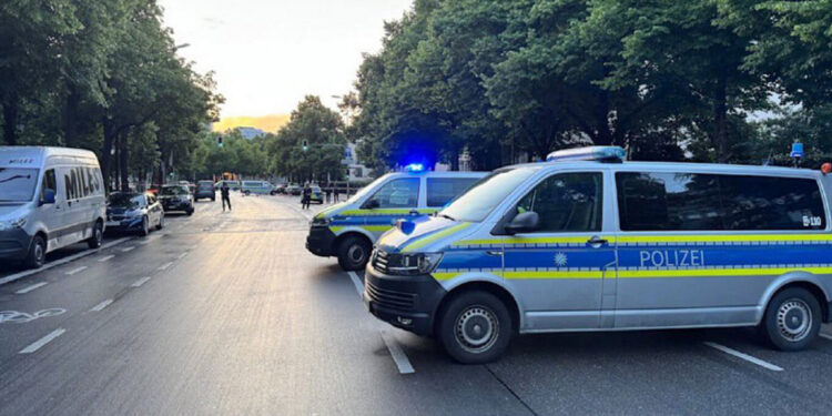 Γερμανία: Δύο τραυματίες από την επίθεση μιας γυναίκας με μαχαίρι στο Μόναχο