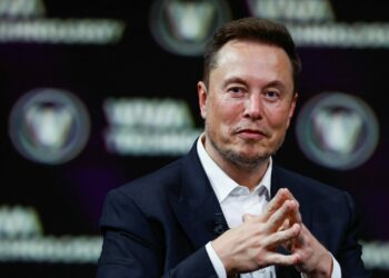 Γιατί δεν ανοίγει εργοστάσιο Tesla στην Ινδία