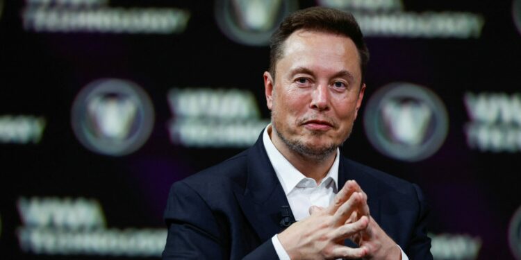 Γιατί δεν ανοίγει εργοστάσιο Tesla στην Ινδία