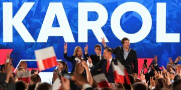 Πολωνία: Ποιος είναι ο Κάρολ Ναβρότσκι