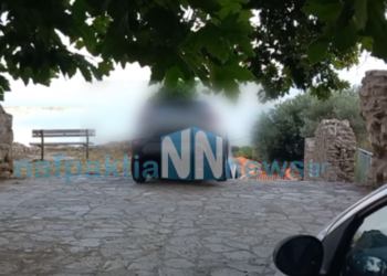 Ναύπακτος: Το GPS τους έβγαλε στις σκάλες και το αυτοκίνητο έμεινε… στον αέρα