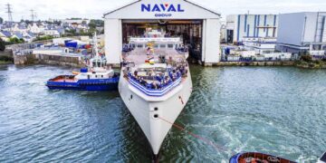 Στη Γαλλία ο Ν. Δένδιας για την καθέλκυση της φρεγάτας FDI Belharra «Φορμίων»