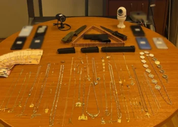 Μέγαρα: Έρευνες για διακίνηση όπλων