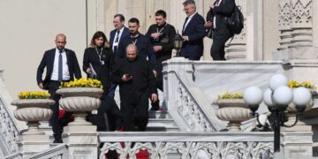 Ουκρανία: Λάβαμε τις προτάσεις των Ρώσων για την ειρήνη