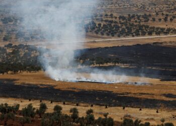 Παλαιστινιακά ΜΜΕ αναφέρουν 7 τραυματίες και πυρπολημένα κτίρια σε επίθεση εποίκων σε χωριό κοντά στη Ραμάλα