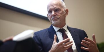 Ο Γιώργος Παπανδρέου αναλαμβάνει πρόεδρος στο Διεθνές Κέντρο Ολυμπιακής Εκεχειρίας