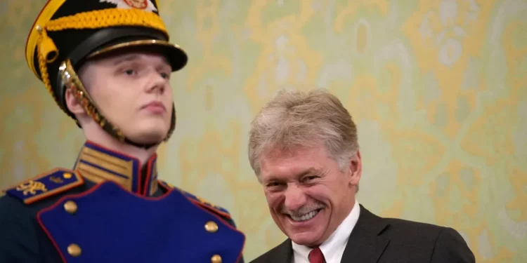 Το Κρεμλίνο «χαιρετίζει» την ανακοίνωση κατάπαυσης του πυρός και ελπίζει ότι θα είναι «διαρκής»