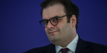 Η Ελλάδα το 2029 δεν θα είναι η χώρα με το μεγαλύτερο δημόσιο χρέος στην ευρωζώνη