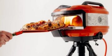 Ένας φούρνος πίτσας για το σπίτι ή τις εκδρομικές εξορμήσεις (βίντεο)