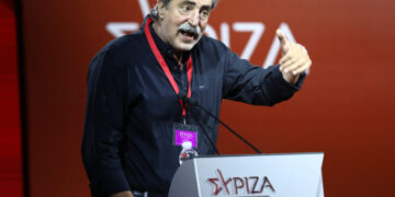 Η ιστορία με τον σύντροφο Αλέξη Τσίπρα θεωρώ ότι θα πρέπει να γίνει πιο ξεκάθαρη