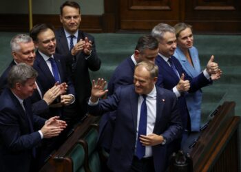 Η κυβέρνηση Τουσκ έλαβε ψήφο εμπιστοσύνης μετά την ήττα στις προεδρικές εκλογές