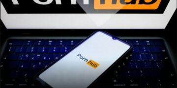 Youporn, Pornhub και Redtube αναστέλλουν τη λειτουργία τους ως διαμαρτυρία για την υποχρεωτική ταυτοποίηση των χρηστών