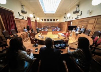 Προανακριτική για Κ. Αχ. Καραμανλή: Εξελέγη το προεδρείο