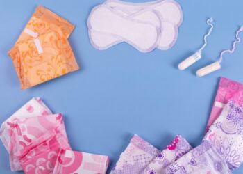 Πώς συνδέεται η ηλικία της πρώτης περιόδου στις γυναίκες με τον κίνδυνο για καρκίνο, διαβήτη και καρδιαγγειακά