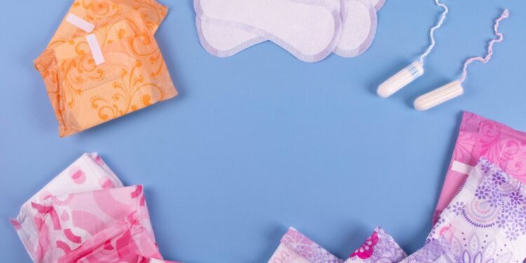 Πώς συνδέεται η ηλικία της πρώτης περιόδου στις γυναίκες με τον κίνδυνο για καρκίνο, διαβήτη και καρδιαγγειακά