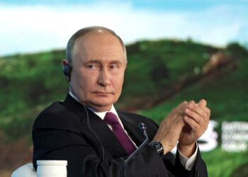 «Στημένη» από το Κρεμλίνο η επίθεση στο ελικόπτερο του Πούτιν