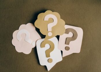 Τι σημαίνει η φράση «Ιδίοις όμμασι» και από πού προέρχεται