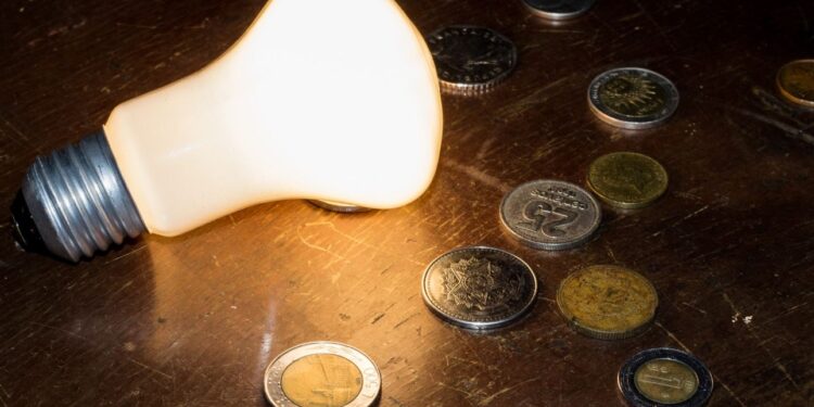 Επιδότηση ρεύματος για επιχειρήσεις: Ακόμη λίγες ημέρες για τις αιτήσεις