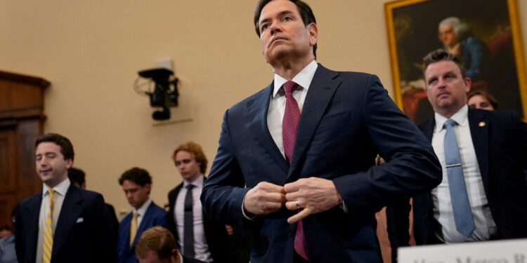 Το Ιράν απέχει πλέον «πολύ» από την ανάπτυξη πυρηνικών όπλων μετά το αμερικανικό χτύπημα