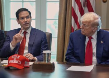 Ο Ρούμπιο ζήτησε από τον Γάλλο ΥΠΕΞ να μεταφέρει τα «μηνύματα εκεχειρίας» των ΗΠΑ στους Ιρανούς