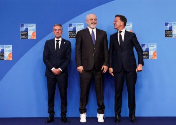 Χάγη: Βίντεο με Ρούτε και Ράμα να… ανταγωνίζονται για το ύψος τους