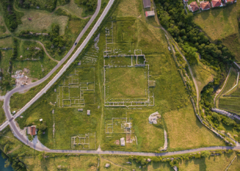 Ανακαλύφθηκε μοναδικό ρωμαϊκό αγγείο 1.800 ετών