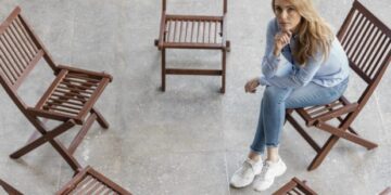 Γυναίκα που πάσχει από καρκίνο του ήπατος αποκαλύπτει: «Αυτό ήταν το κοινό σύμπτωμα που είχα πριν από τη διάγνωση»