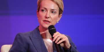 Ο εκπρόσωπος Τύπου του ΠΑΣΟΚ προσβάλλει ευθέως τους λειτουργούς της Δικαιοσύνης και το Σύνταγμα