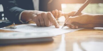 Το καθαρό κέρδος από την Alpha, η θέση στην Optima και το «χρυσάφι» της Ελλάκτωρ