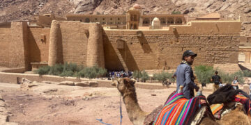 Sinai Monastery: The “red lines” of the Greek mission in Cairo – The hidden aspirations of the Egyptians to turn it into a super resort