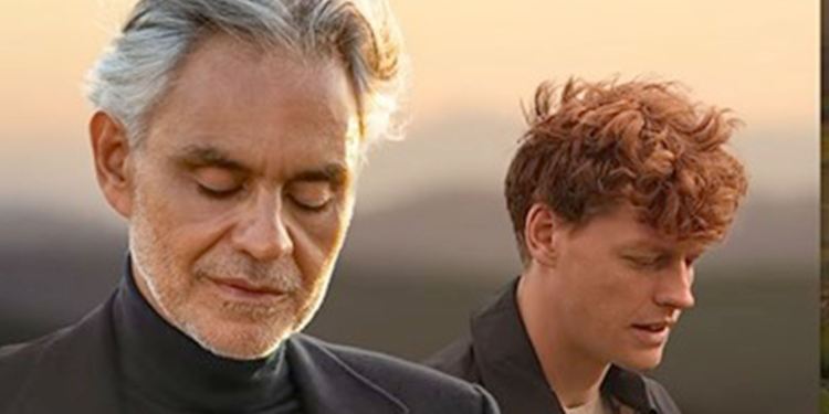 Ντουέτο του Αντρέα Μποτσέλι με τον Γιανίκ Σίνερ