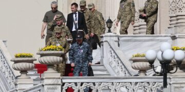 Διπλωματία για τα μάτια του Τραμπ; Αγεφύρωτο το χάσμα Μόσχας