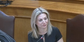 Καρυστιανού: «Πρόδωσαν την εμπιστοσύνη του λαού και συνέπραξαν με τους δράστες»