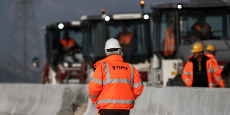 «Φορτσάρει» η ΓΕΚ ΤΕΡΝΑ με μεγέθη και μέρισμα