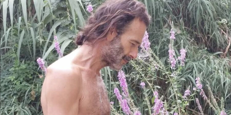 «Κάνω αυτό το δώρο στον εαυτό μου, σαν αντίδοτο στις εικόνες πολέμου»