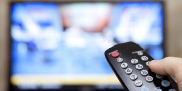 Με δύο νέες σειρές μυθοπλασίας «κλειδώνει» η prime time της ΕΡΤ1