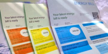 Οι χρεώσεις που ανακοίνωσαν οι πάροχοι για τον Ιούνιο – Αύξηση στα πράσινα τιμολόγια