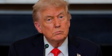 Ο Τραμπ δηλώνει ότι «είναι επικεντρωμένος» στην προεδρία του, όχι στον Μασκ