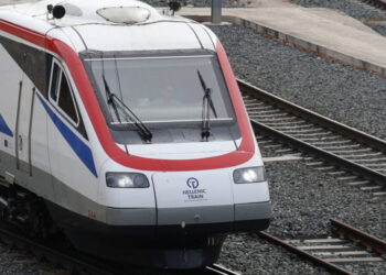 Διακοπή κυκλοφορίας τρένων έπειτα από τραυματισμό ενός άνδρα