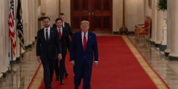 Οι ΗΠΑ βομβάρδισαν πυρηνικές εγκαταστάσεις του Ιράν