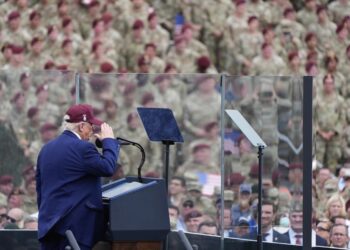 Τραμπ: Στέλνει τους πεζοναύτες στο Λος Άντζελες για να το «απελευθερώσει» και μιλά για «ζώα» διαδηλωτές